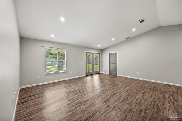 5622 Riviera Dr # 0 property photo