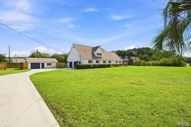 341 Lowell Ln, Pensacola FL 32514 exterior