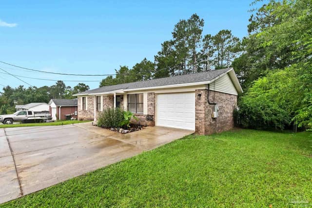 911 Jacks Branch Rd, Cantonment FL 32533 photo 4