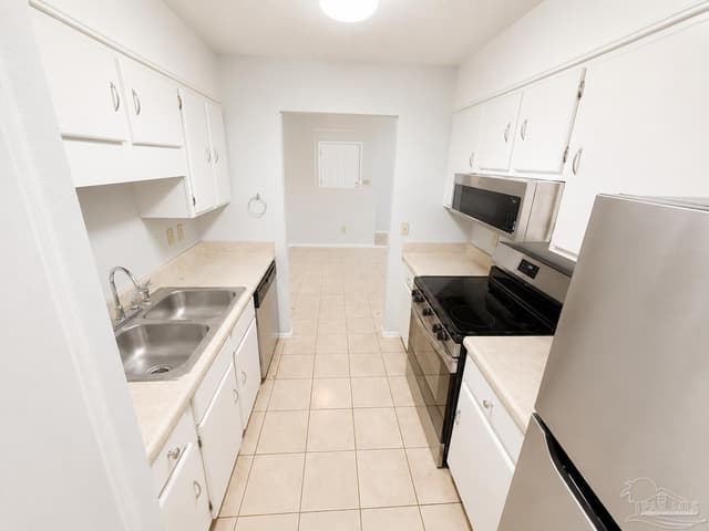 3410 Green Briar Ct # 4, Gulf Breeze FL 32563 photo 7