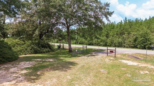 3101 Breastworks Rd property photo