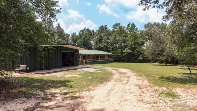 3101 Breastworks Rd property photo