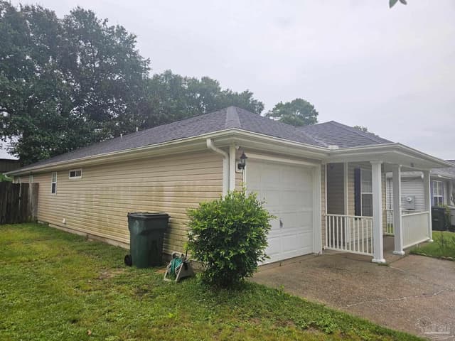 5926 Bilek Dr property photo