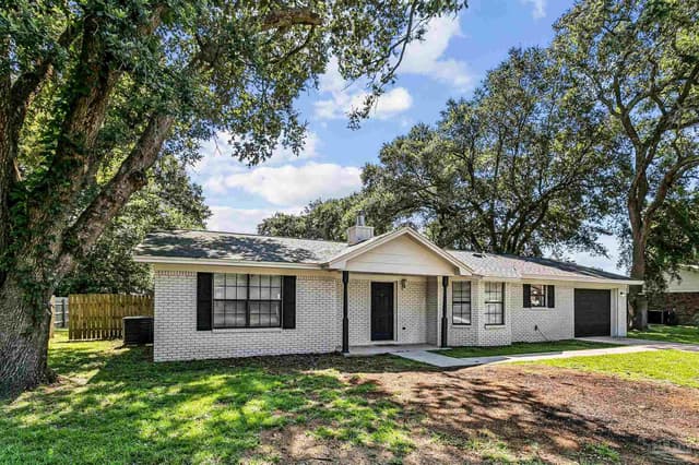 4636 Evelyn St, Pace FL 32571 exterior
