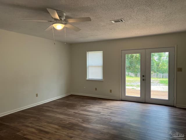 3244 Maplewood Dr, Gulf Breeze FL 32563 photo 4