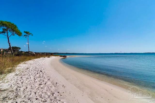 1932 Biscayne Blvd, Navarre FL 32566 photo 9