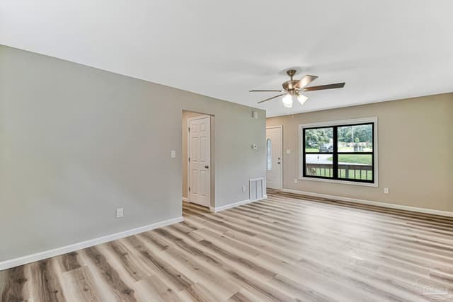 5419 Westwood Dr, Milton FL 32570 photo 5