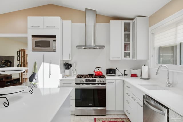 6550 Chardonnay, Pensacola FL 32504 photo 9