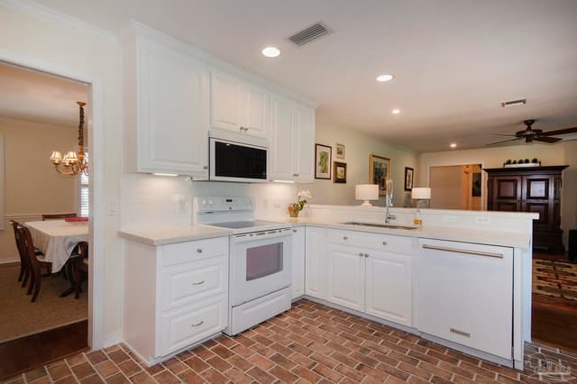 8830 Burning Tree Rd, Pensacola FL 32514 photo 16