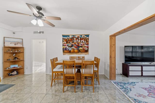 632 Berkley Dr, Pensacola FL 32503 photo 8
