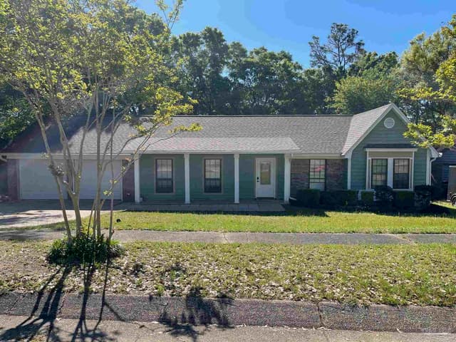4615 Gladstone Dr, Pensacola FL 32514 exterior