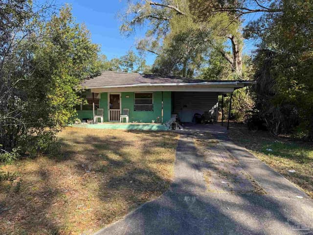 1604 E Yonge St, Pensacola FL 32503 exterior