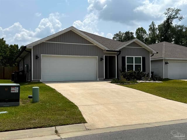1719 Paisleigh Dr, Pensacola FL 32534 exterior