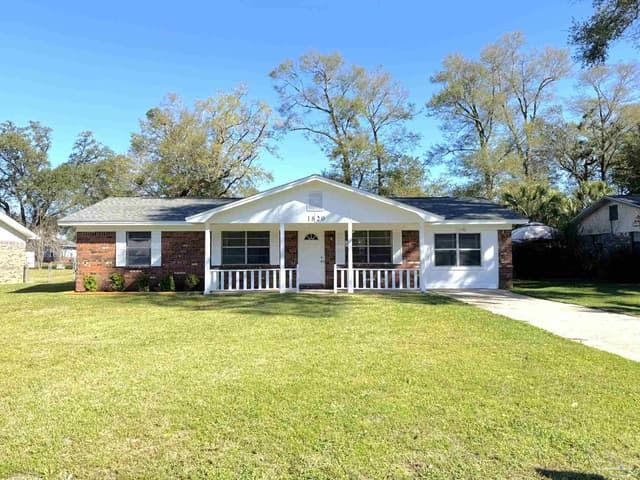 1820 Nestle Dr, Pensacola FL 32534 exterior