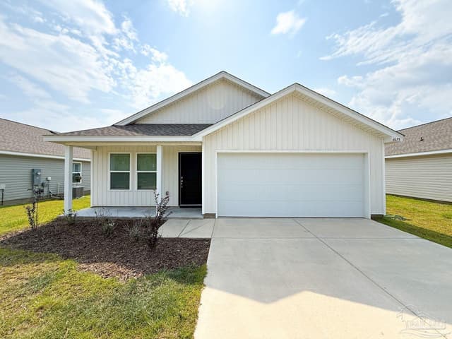 4615 Carlstrom Ln, Pensacola FL 32507 exterior