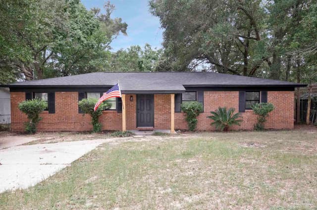 7075 Ben Sasser Dr, Pensacola FL 32526 exterior