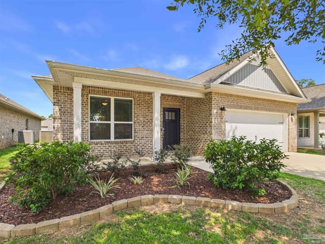 7457 Jamesville Rd, Pensacola FL 32526 exterior