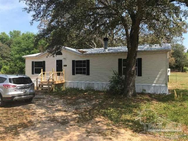 5456 Bluebird St, Milton FL 32583 exterior