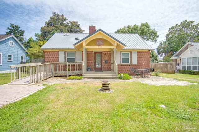 1613 E Jordan St, Pensacola FL 32503 exterior