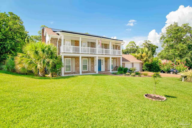 8868 Burning Tree Rd, Pensacola FL 32514 exterior