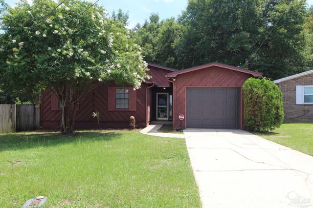 5250 Powrie Dr, Pensacola FL 32504 exterior