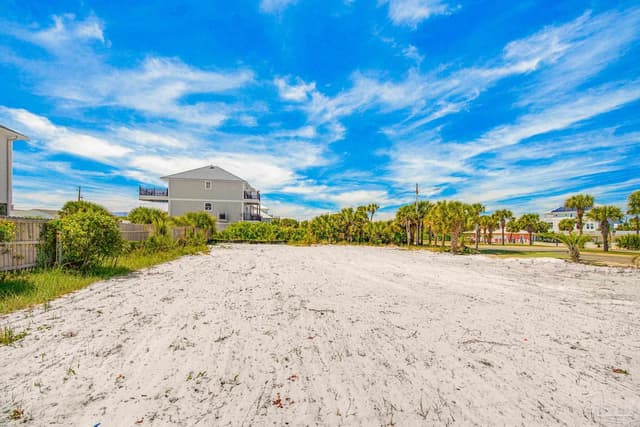 708 Via Deluna Dr, Pensacola Beach FL 32561 exterior