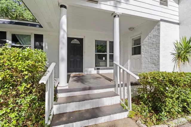 5837 Sanders Ave, Pensacola FL 32504 exterior