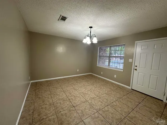 2810 Donley St property photo