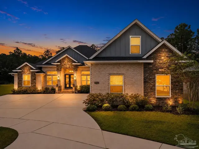 5840 Huntington Creek Blvd, Pensacola FL 32526 exterior
