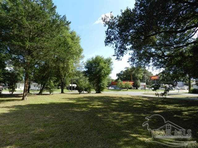 808 Cary Memorial Dr, Pensacola FL 32505 photo 1