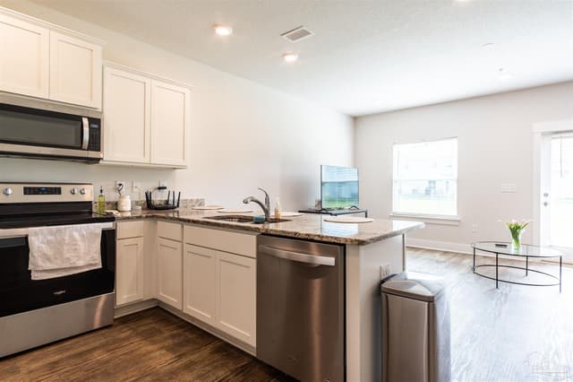 8865 Brigade Trl, Pensacola FL 32534 photo 11