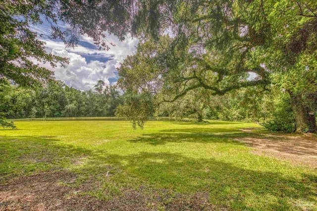 2345 Pompano St, Cantonment FL 32533 photo 9