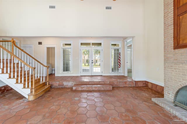 1098 Harbor Ln, Gulf Breeze FL 32563 photo 15