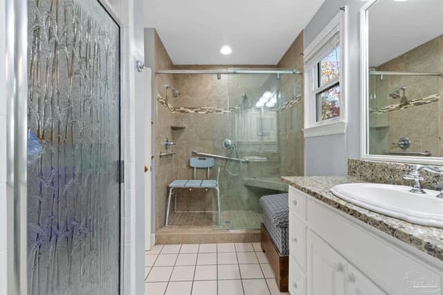 605 Chesapeake Dr, Gulf Breeze FL 32561 photo 59