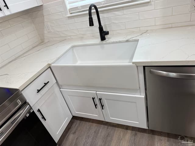 1350 N N St, Pensacola FL 32501 photo 9