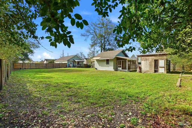 402 Front St, Century FL 32535 photo 46