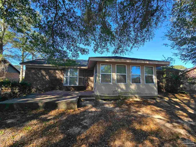 4621 Centerpointe Dr property photo