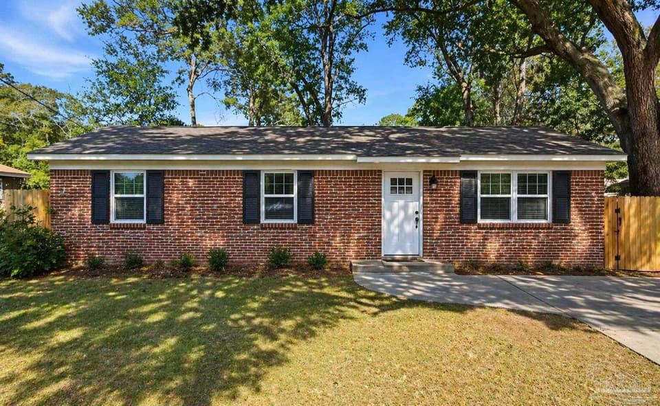 6210 Long St, Milton FL 32570 photo 1