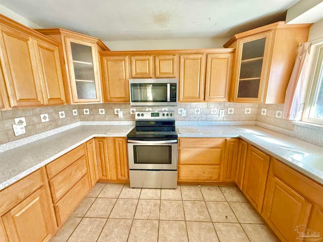 1720 N 61st Ave, Pensacola FL 32506 photo 8