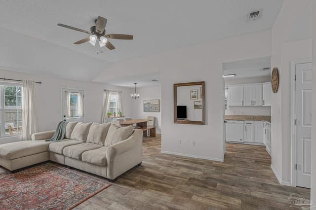 2285 Estate Cir, Navarre FL 32566 photo 12