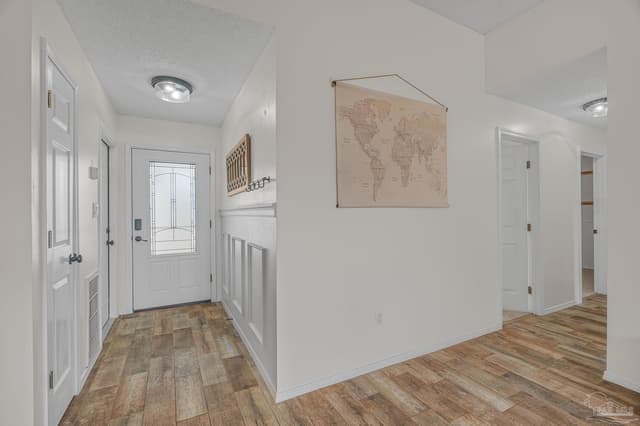2285 Estate Cir, Navarre FL 32566 photo 8