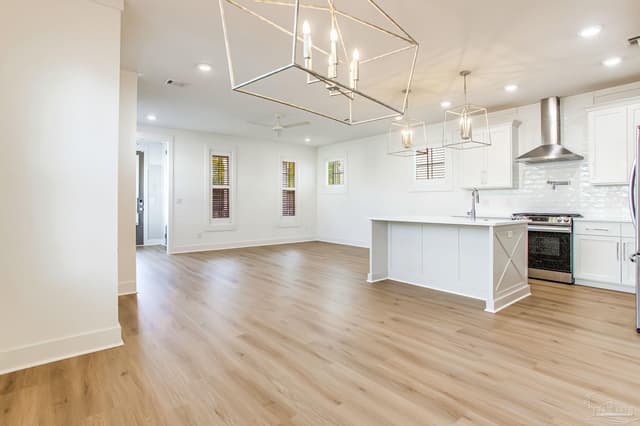 941 W Wright St, Pensacola FL 32501 photo 12