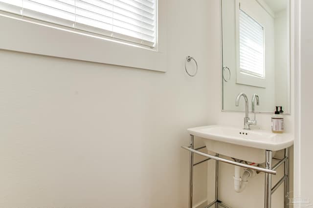 941 W Wright St, Pensacola FL 32501 photo 28