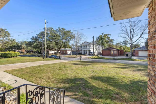 1308 E Hatton St, Pensacola FL 32503 photo 8