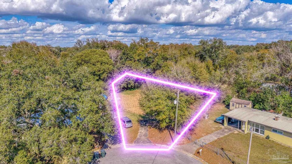 514 S Edgewood Cir, Pensacola FL 32506 photo 1