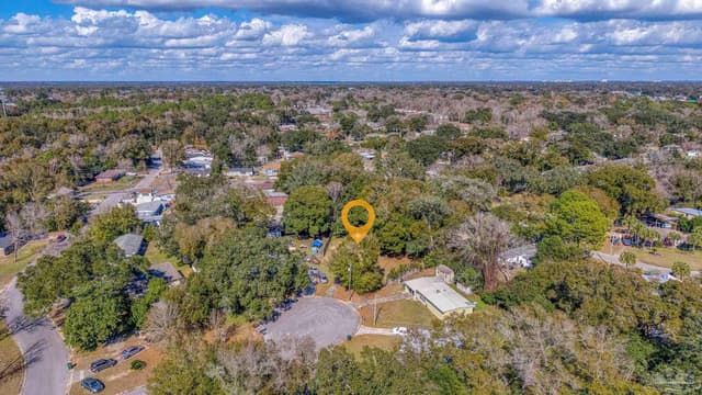 514 S Edgewood Cir, Pensacola FL 32506 photo 5