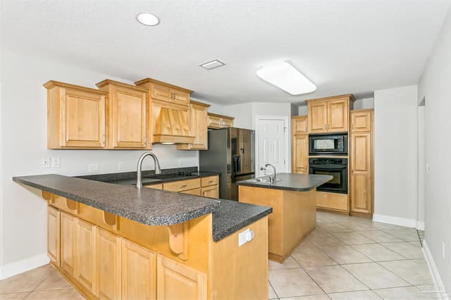 5643 Dunbar Cir, Milton FL 32583 photo 12