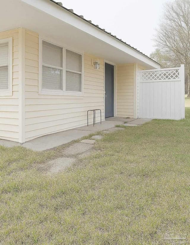 6274 Munson Hwy, Milton FL 32570 photo 3