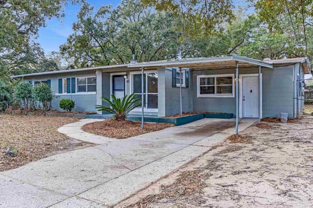 113 Berkley Dr, Pensacola FL 32503 photo 2