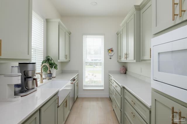 1806 E Hernandez St, Pensacola FL 32503 photo 15
